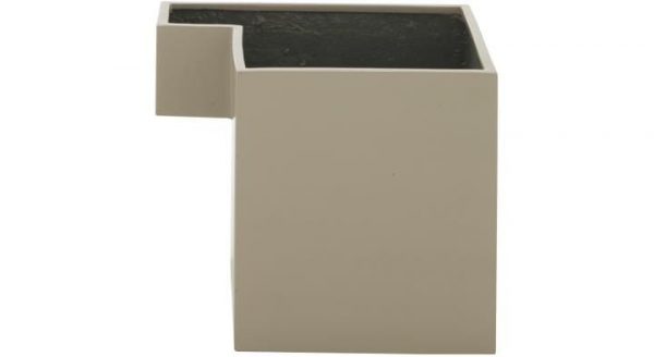 Ligne-Roset Flower-Pots-Maternity